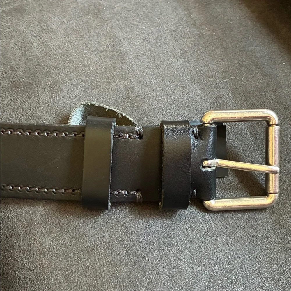 NWOT. Zara Man Black Leather Belt with Metal Buckle and belt loops. Size 34.